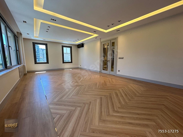 ÇİFTEHAVUZLARDA BAĞDATA YAKIN LÜKS MİMARİ DEKORLU 220m2 4+1 BOŞ DAİRE - Görsel 6