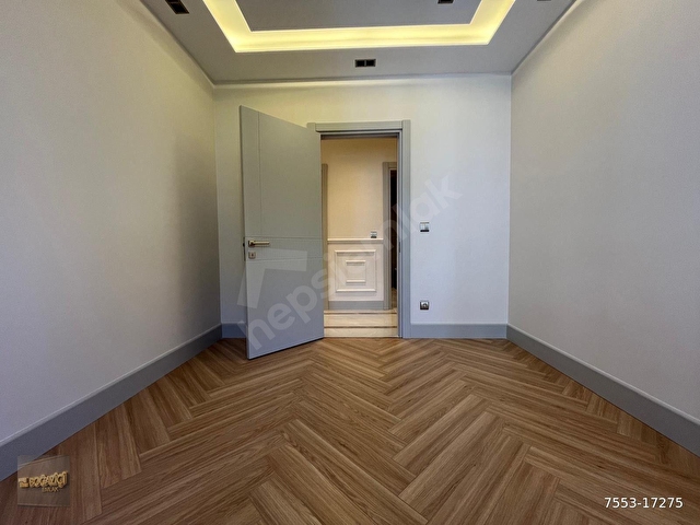 ÇİFTEHAVUZLARDA BAĞDATA YAKIN LÜKS MİMARİ DEKORLU 220m2 4+1 BOŞ DAİRE - Görsel 26
