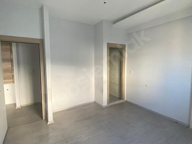 MURAT EMLAKTAN YENİ HASTANE KARŞISI 145 METRE KARE 3+1 AMERİKAN MUTFAK SATILIK DAİRE - Görsel 13