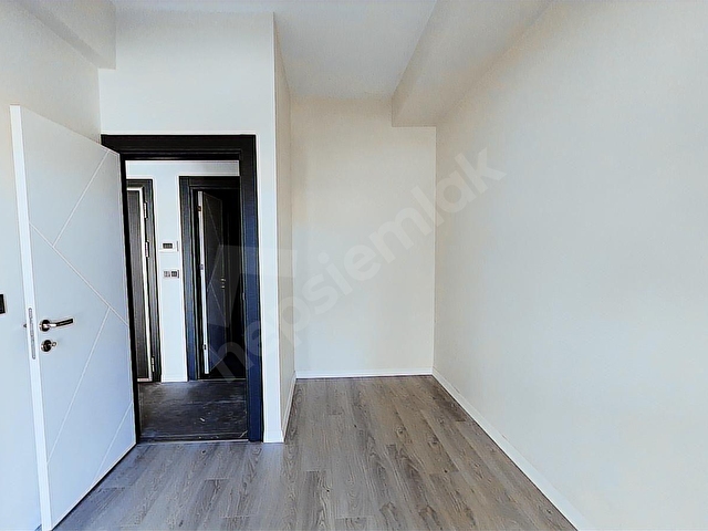 ZAFER MAH. HAVUZ/KAPALI OTOPARKLI SİTEDE SIFIR 1+1 SATILIK DAİRE - Görsel 20