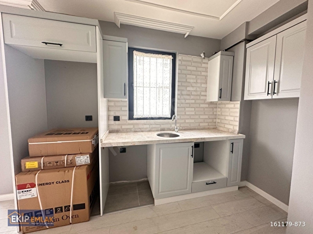 EKİP Emlak; KÖRFEZde TRAMVAYA YAKIN LOFT KİRALIK SIFIR 1+1 DAİRE - Görsel 7