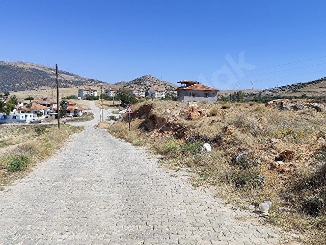 Sahibinden Doğalgaz Elektrik Suyu olan Konut İmarlı Arsa - Görsel 6