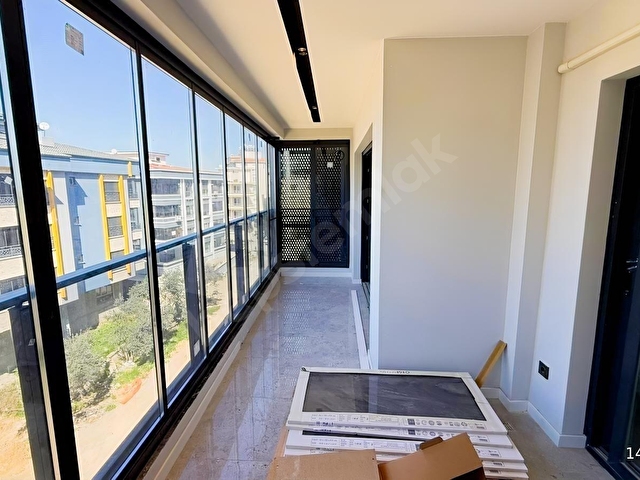 TORBALI MURAT BEY MAHALLESİNDE HAVUZLU SİTEDE LÜX DAİRE - Görsel 18