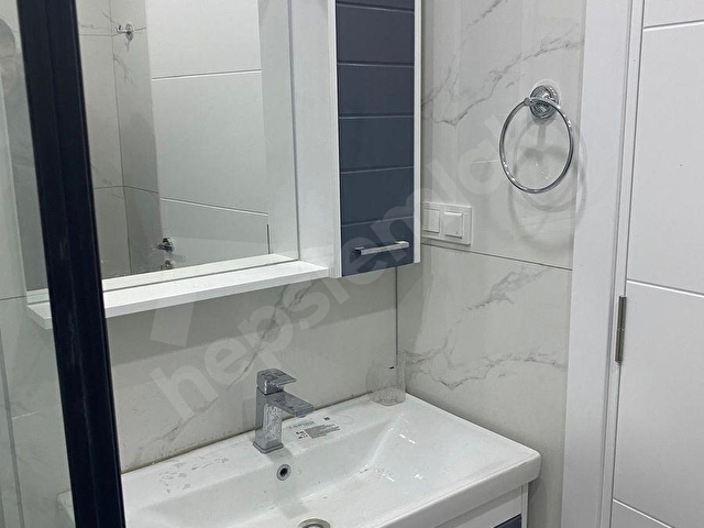 BAHÇELİEVLR KİRACILI YATIRIMLIK 2+1 100 M2 EBEVEYN BANYO OTOPARK - Görsel 21