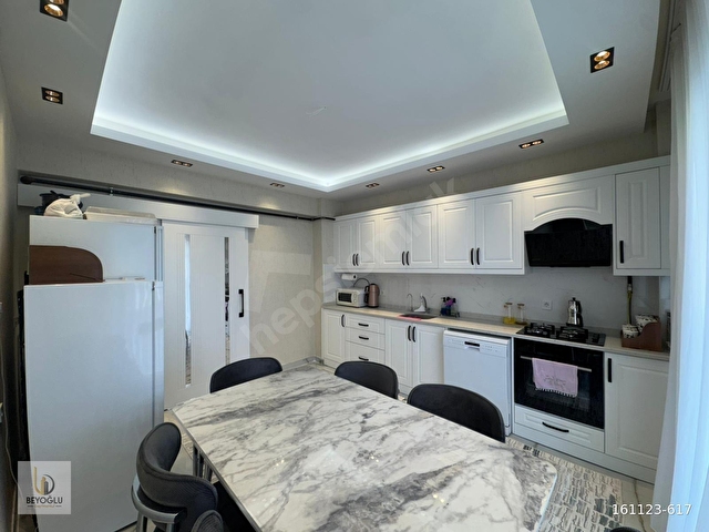 GÖKTÜRKDE GENİŞ OTURUMA SAHİP DİKKAT ÇEKEN 3+1 SATILIK DAİRE - Görsel 3