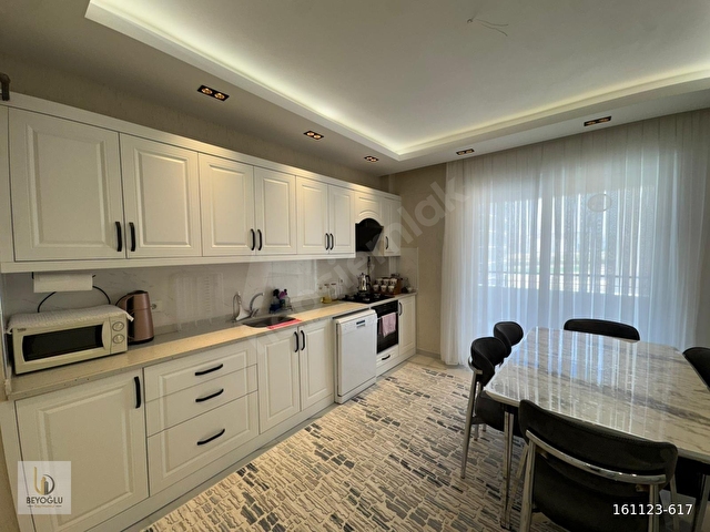GÖKTÜRKDE GENİŞ OTURUMA SAHİP DİKKAT ÇEKEN 3+1 SATILIK DAİRE - Görsel 4