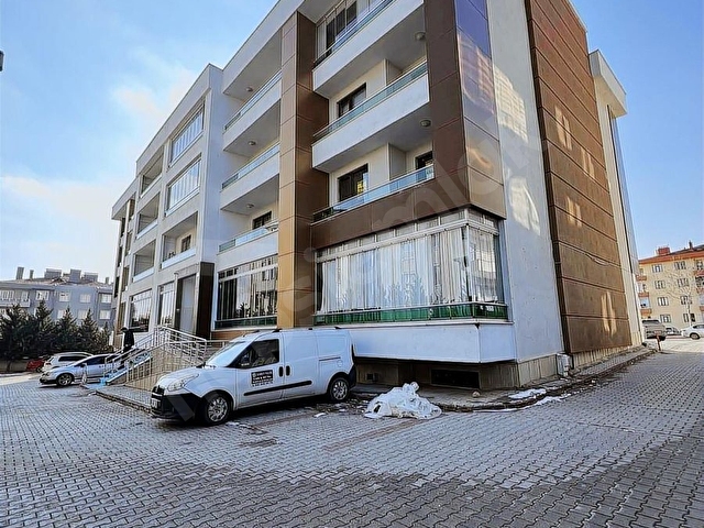 TEMA dan ŞAFAK CADDESİ ÜZERİ 1+1 EŞYALI DAİRE - Görsel 2