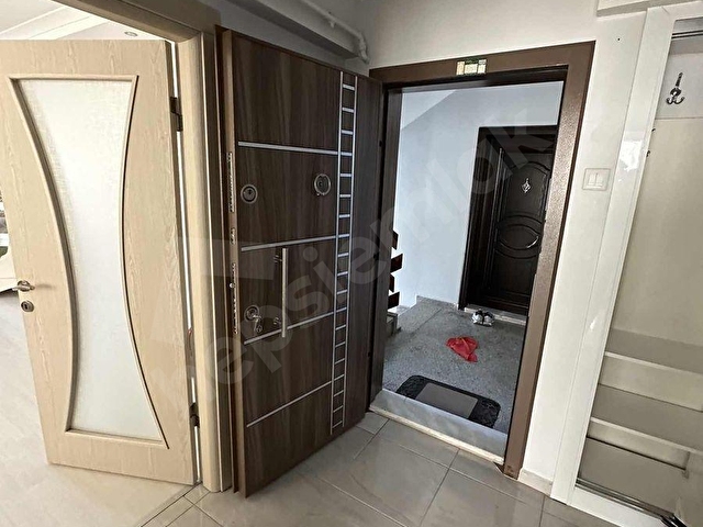 BAYLENT GAYRİMENKULDEN AVUKATLAR CADDESİ ÜZERİNDE SATILIK 2+1 - Görsel 24