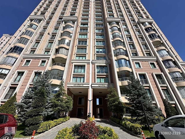 PELICAN HILL RESIDENCETA GÖL MANZARALI KİRALIK 4+1 GENİŞ DAİRE