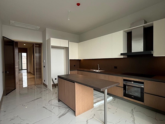 Nişantaşı Koru Sitesinde Deniz Manzaralı 3+1 Satılık Daire