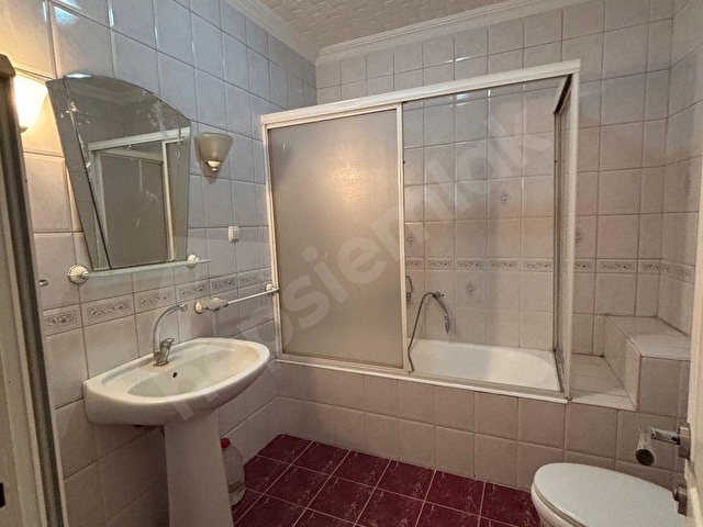 BAĞLAR CADDESİNDE KİRALIK DAİRE 4+1 Kombili - Görsel 7