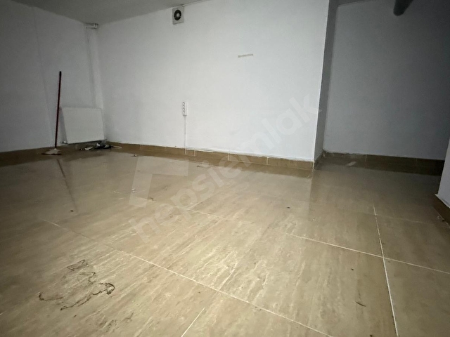 Mehmethan Emlaktan sıfır binada dükkan mağaza devirsiz boş - Görsel 21