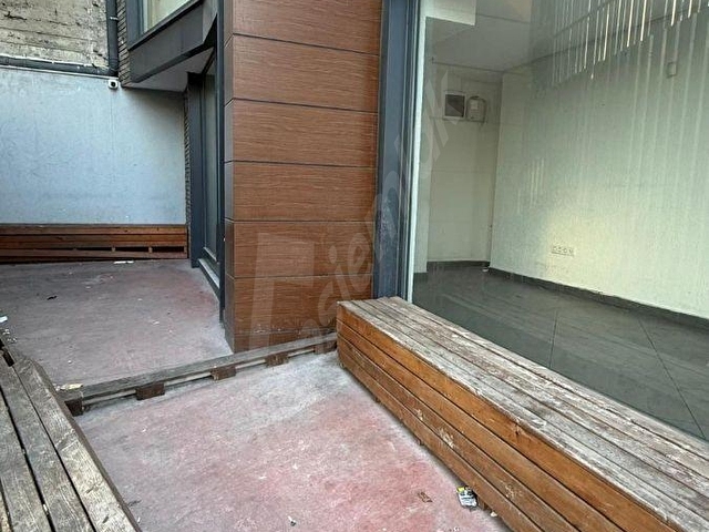 Mehmethan Emlaktan sıfır binada dükkan mağaza devirsiz boş - Görsel 9