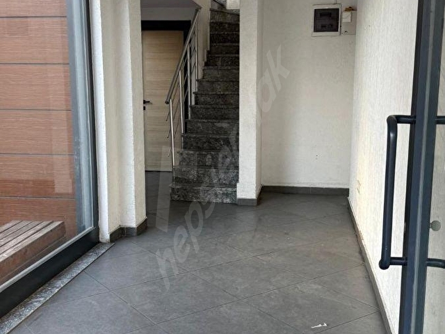 Mehmethan Emlaktan sıfır binada dükkan mağaza devirsiz boş - Görsel 14