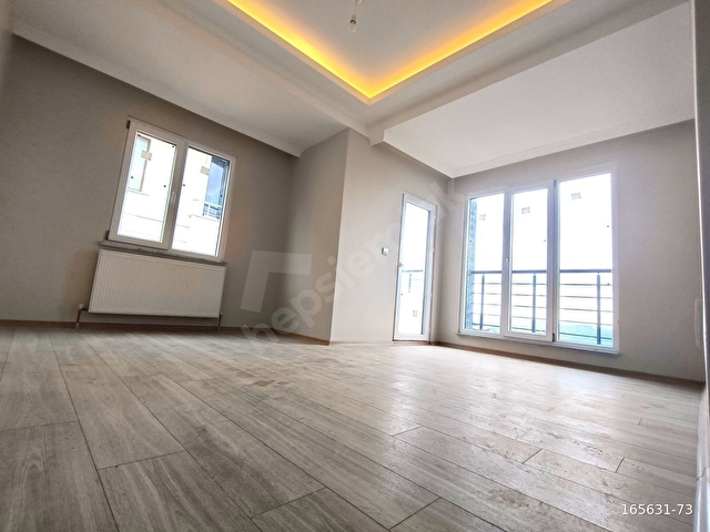 BİZİMYAKADAN YENİDOĞANDA ASANSÖRLÜ İSKANLI MANZARALI 2+1 ARAKAT
