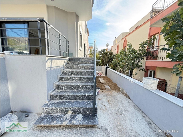 ÜRKMEZde DENİZ MANZARALI MÜSTAKİL AYRI MUTFAK 3+1 KÖŞE VİLLA - Görsel 12