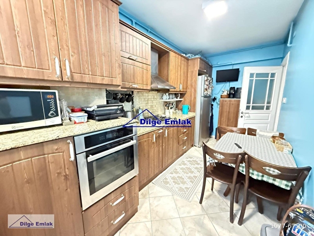 Kadıköy Rasimpaşada 3+1 Boğaz Manzaralı Balkonlu Satılık Daire - Görsel 11
