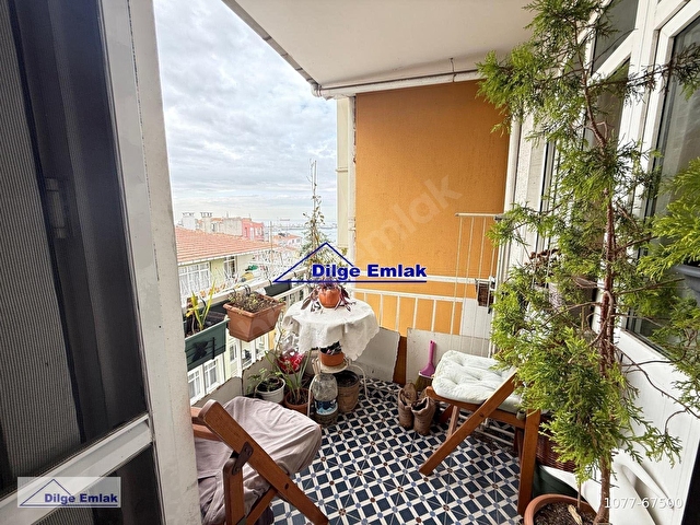 Kadıköy Rasimpaşada 3+1 Boğaz Manzaralı Balkonlu Satılık Daire - Görsel 3