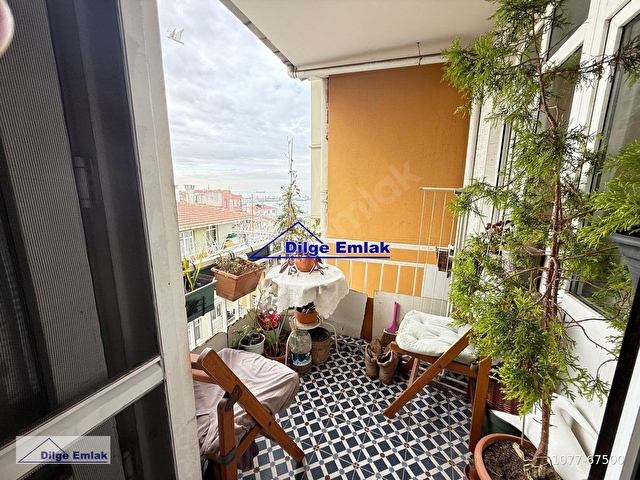 Kadıköy Rasimpaşada 3+1 Boğaz Manzaralı Balkonlu Satılık Daire - Görsel 2