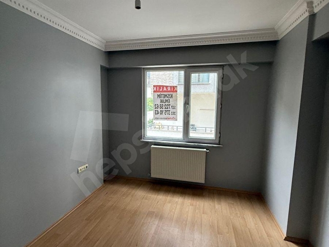 KISMETİM EMLAKTAN 100. YIL MAH. ŞARAPHANE CİVARI 3+1- 140 m2 KİRALIK DAİRE - Görsel 16