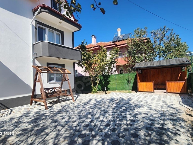 MÜSTEŞAR EMLAKTAN BÜYÜK VİLLA VE 1200M2 MUHTEŞEM BAHÇESİ - Görsel 30