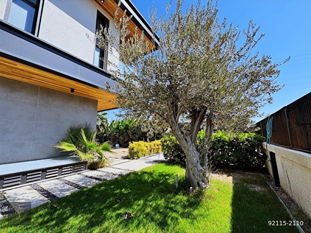 YUSEDEN DALYANDA 7+1 300m2 MODERN LÜKS PLAJA YAKIN SIFIR VİLLA - Görsel 16