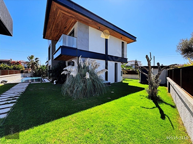 YUSEDEN DALYANDA 7+1 300m2 MODERN LÜKS PLAJA YAKIN SIFIR VİLLA