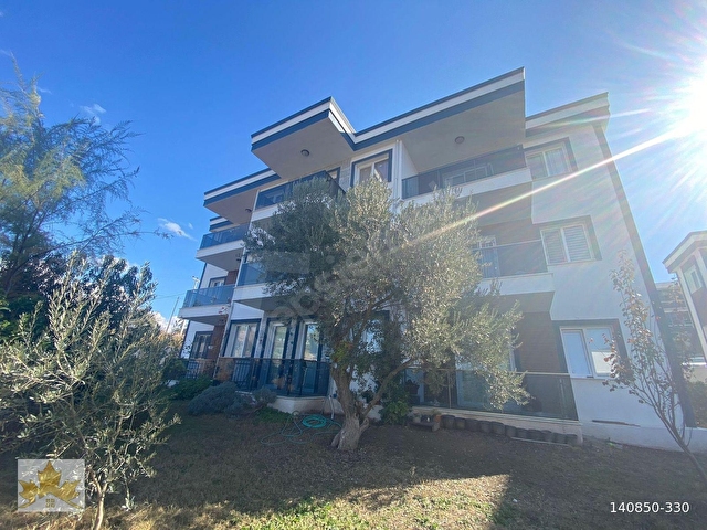 ÇINAR EMLAKTAN MUMCULARDA EŞYALI BAHÇEKATI SATILIK GENİŞ DAİRE