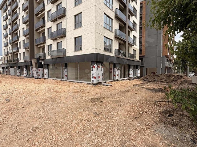 MKC GAYRİMENKULDEN AKPINARDA KİRALIK SIFIR KÖŞE DÜKKAN 66M2 - Görsel 4