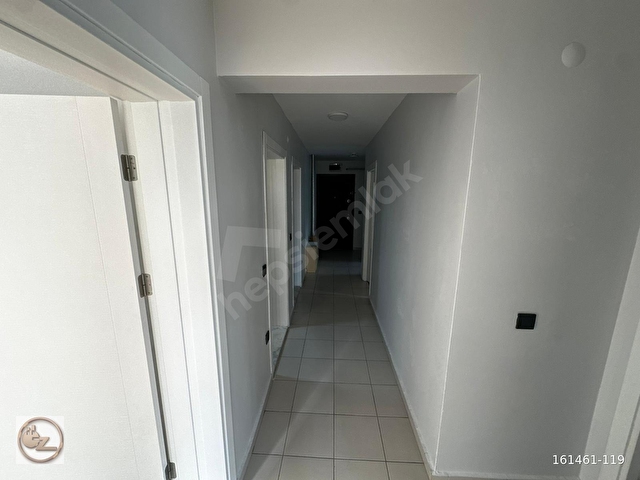 ÖZ GAYRİMENKULDEN SİTE İÇERİSİNDE FULL YAPILI 3+1 FIRSAT DAİRE - Görsel 12