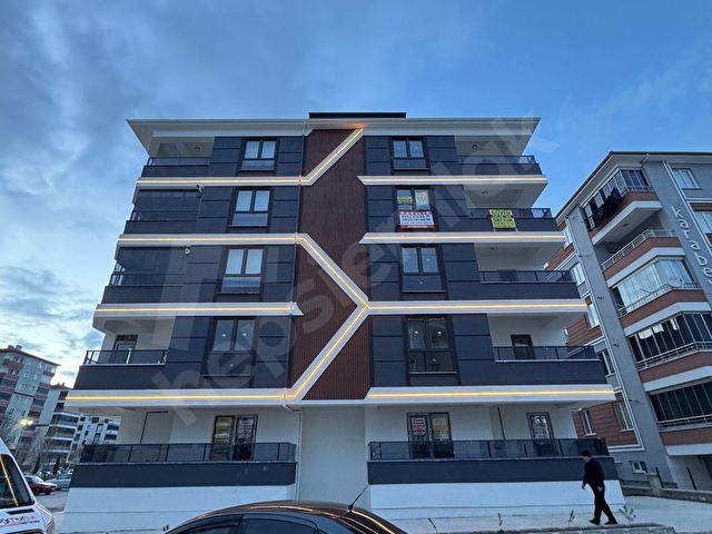 ÇAM GAYRİMENKULDEN OSMANCIK CAD. KÖŞE BAŞI SON 1 DAİRE