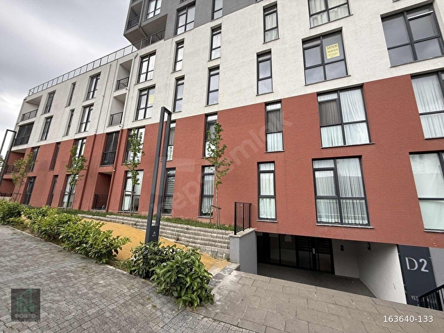 PORTO EMLAK - KİPTAŞ YEŞİLPINAR EVLERİNDE 80 M2 TERAS KULLANIMLI - Görsel 3