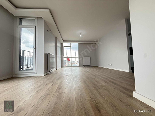 PORTO EMLAK - KİPTAŞ YEŞİLPINAR EVLERİNDE 80 M2 TERAS KULLANIMLI - Görsel 6