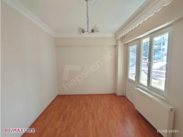 Yalova, Çiftlikköy, Sahil Mah. Çift Balkonlu, Kiralık Geniş Daire - Görsel 18
