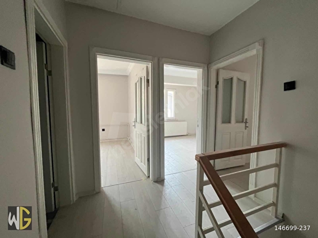 YENİLENMİŞ, MASRAFSIZ 3 KATLI MÜSTAKİL - TAKASLI - Görsel 14