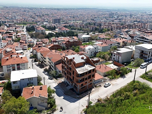 C21 LOCADAN YILDIZDA İNŞAAT HALİNDE SATILIK DÜKKAN - Görsel 4