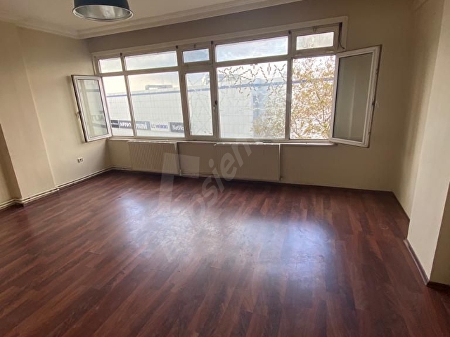 ORMET EMLAKTAN TEPE NAUTİLUS AVM KARŞISI 3+1 KİRALIK DAİRE