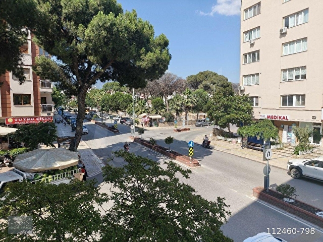 Beyaz Emlak tan Eski Hastane caddesi Müftülük karşısı 2.kat doğalgazlı asansörlü 3+1 köşe daire. - Görsel 25