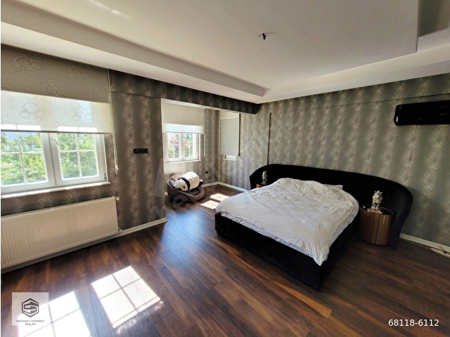 Güzelobada Havuzlu 4+1 Lüx Mobilyalı Triplex Villa - Görsel 10