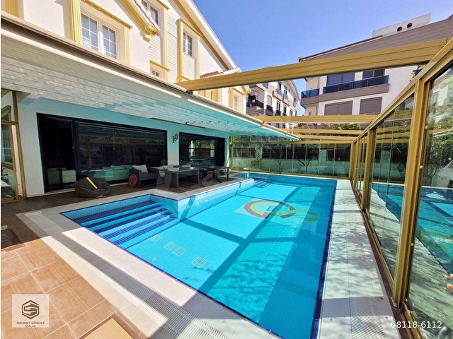Güzelobada Havuzlu 4+1 Lüx Mobilyalı Triplex Villa - Görsel 24