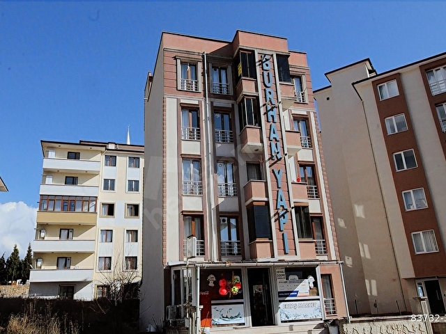 KARABÜK 5000 EVLER VAHDET CAMİ ALTINDA SATILIK 1+1 EŞYALI DAİRE