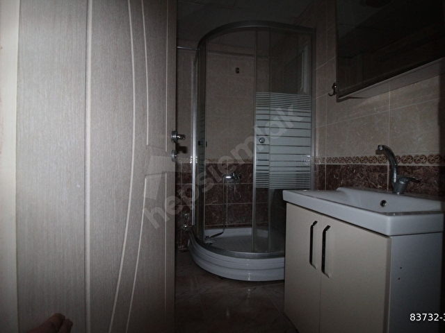 KARABÜK 5000 EVLER VAHDET CAMİ ALTINDA SATILIK 1+1 EŞYALI DAİRE - Görsel 9
