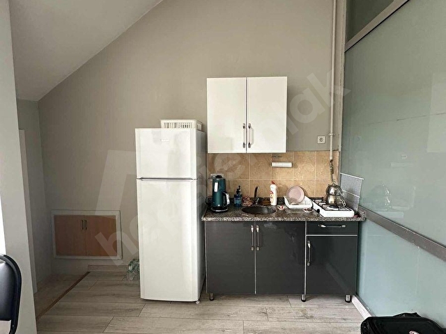 Çavuşbaşı Çiftlik Mahallesinde 1+1 Ofis Kullanımına Uygun - Görsel 4