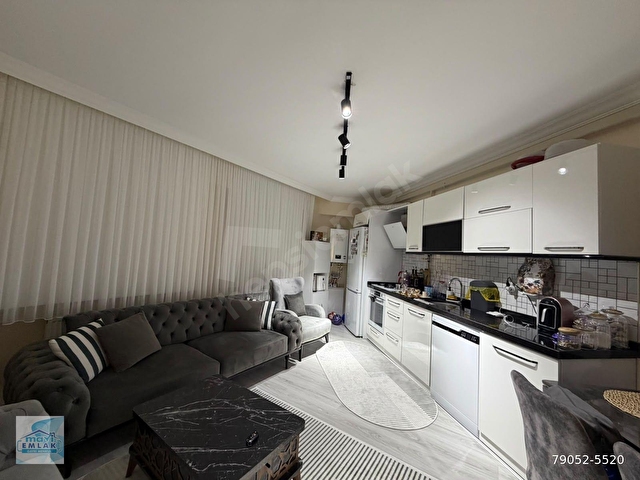 MAVİ EMLAKTAN ÇINARLI MAH. 2+1 A.MUTFAK ARA KAT SATILIK DAİRE - Görsel 6