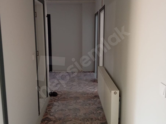 TAŞEMLAKTAN MERKEZDE GENİŞ KISMI DENİZ MANZARALI FIRSAT DAİRE - Görsel 2