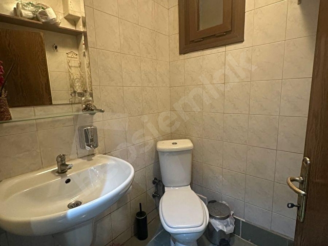 KADIKÖY OSMANAĞADA MERKEZİ KONUMDA SATILIK 1+1 OFİS & BÜRO VE DÜKKAN - Görsel 9