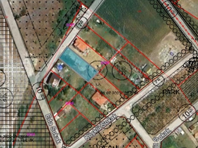 Muhteşem Konumda 613m2 Villa İmarlı Arsa