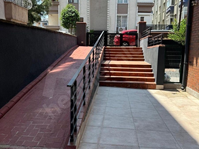 BAHCELİEVLER KIBRIS PARKI YAKININDA MODERN 3+1 DAİRE - Görsel 2