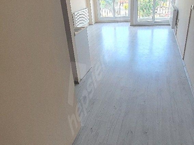 Aydin,Efeler, Site içinde 45 m² 1+1 EŞYASIZ klimalı daire. - Görsel 9