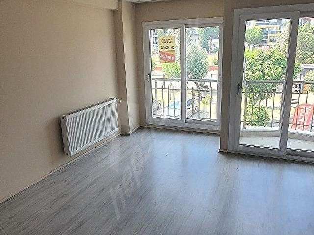 Aydin,Efeler, Site içinde 45 m² 1+1 EŞYASIZ klimalı daire. - Görsel 12